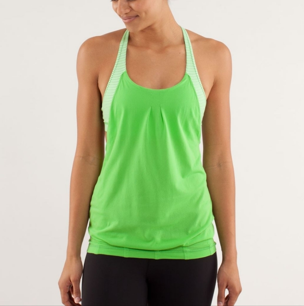 Lululemon Practice Freely Tank in Green Size Women's 4